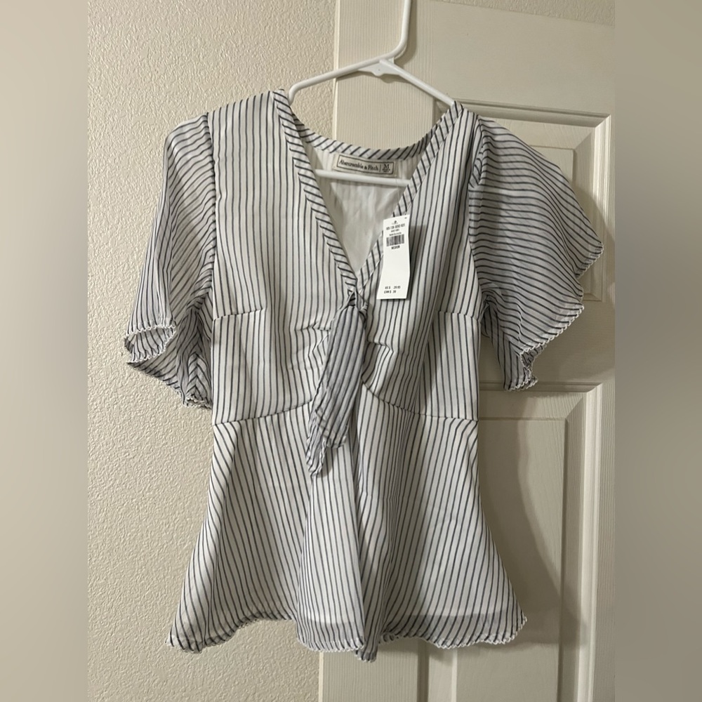 Abercrombie & Fitch short sleeve shirt